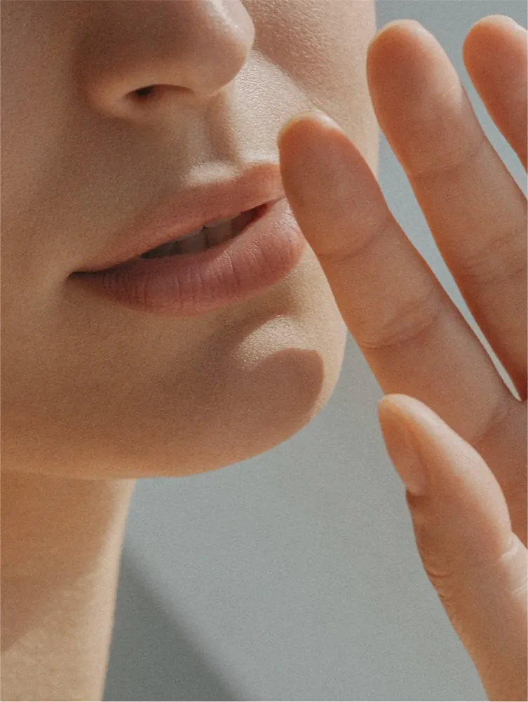Sensitive Skin Oil-To-Milk Cleanser detail 2