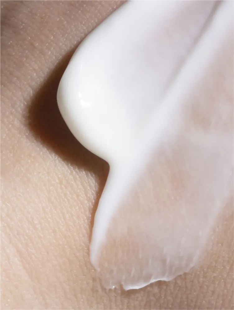 5% Urea + 2% Panthenol Body Cream detail 2